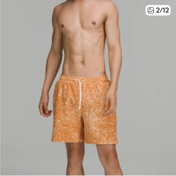 Lululemon men’s pool short 7” - Picture 4 of 10